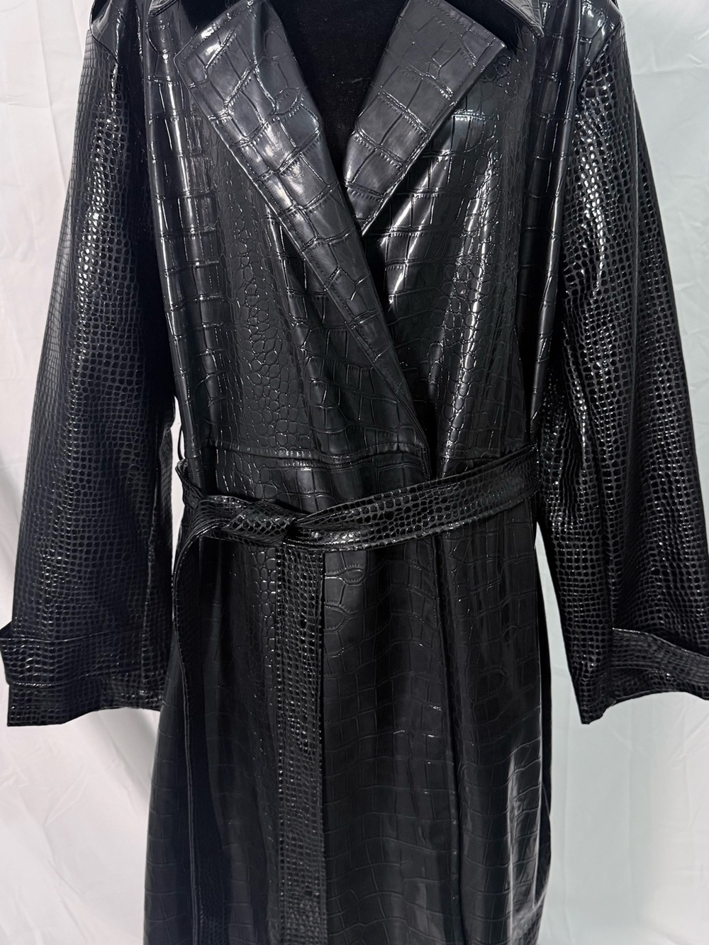 Boohoo Black Patent Croc-Effect Trench Coat - Picture 7 of 7